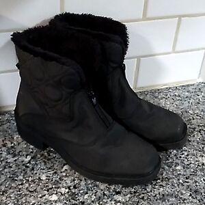 Merona Black Faux Fur Boots. Sz 9
